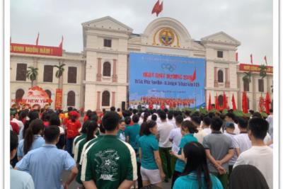 Cán bộ, giáo viên, nhân viên trường THCS Lộc Vượng tham gia khai mạc Ngày chạy Olympic vì sức khỏe toàn dân năm 22026